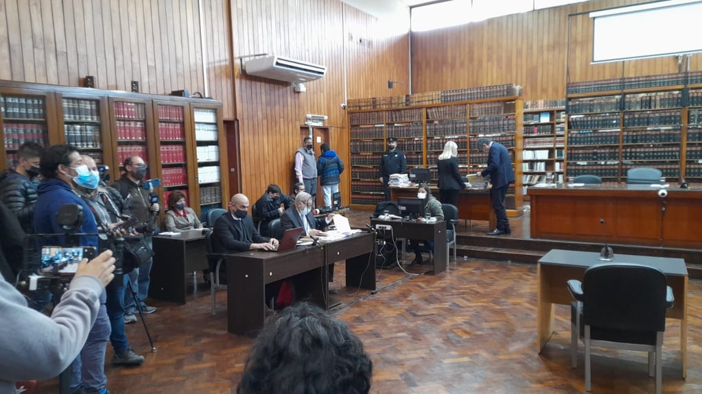 El fiscal Darío Osinaga Gallacher representa al Ministerio Público de la Acusación (MPA) ante el Tribunal que juzga a Milagro Sala desde este jueves.