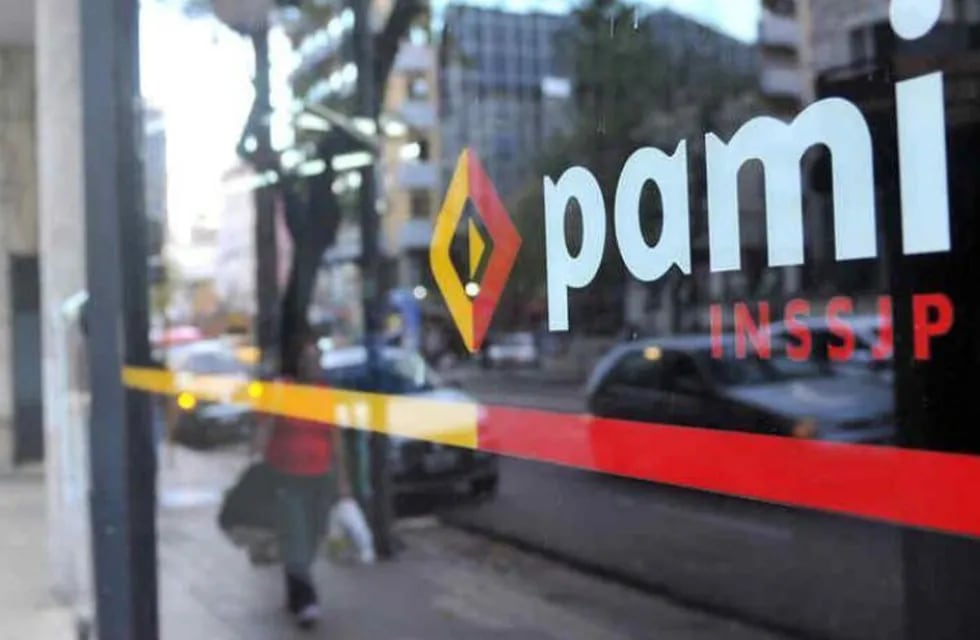 PAMI redujo cargos políticos y rangos jerárquicos en más de un 24% de sus empleados. Foto: La Voz