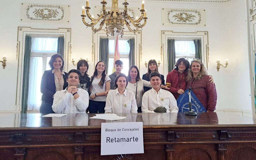 Concejo Deliberante Estudiantil de Tres Arroyos: “Retamarte” de la localidad de Reta