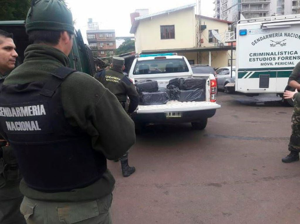 Gendarmería incautó más de 300 kilos de marihuana en Candelaria. (Foto: Gendarmería)