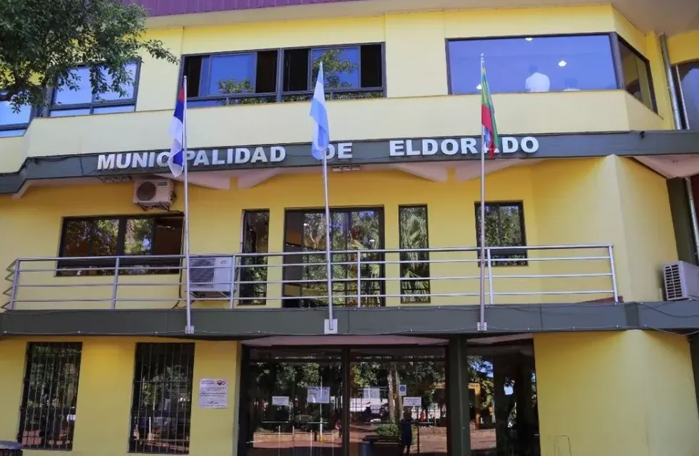 Municipalidad de Eldorado lanza Licitación Pública para compra de ropa de trabajo y calzado.