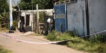 La casa de barrio Marqués Anexo donde habría ocurrido un presunto femicidio que se investiga desde la Justicia. (Pedro Castillo/La Voz)