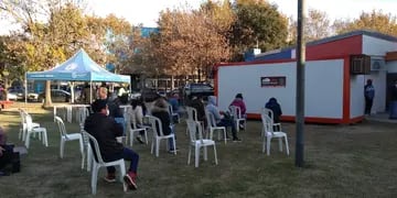 Testeos rápidos para personas con síntomas de covid en Villa Banana, Rosario