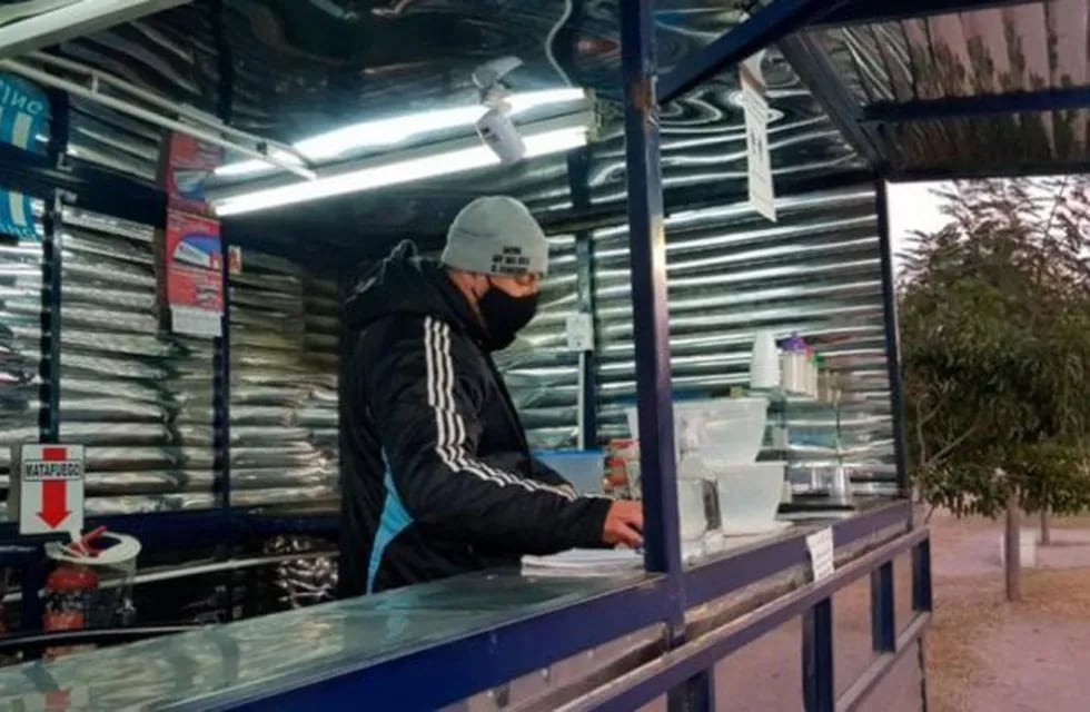 Rodrigo vende café en Capdevila al 2.000, Córdoba