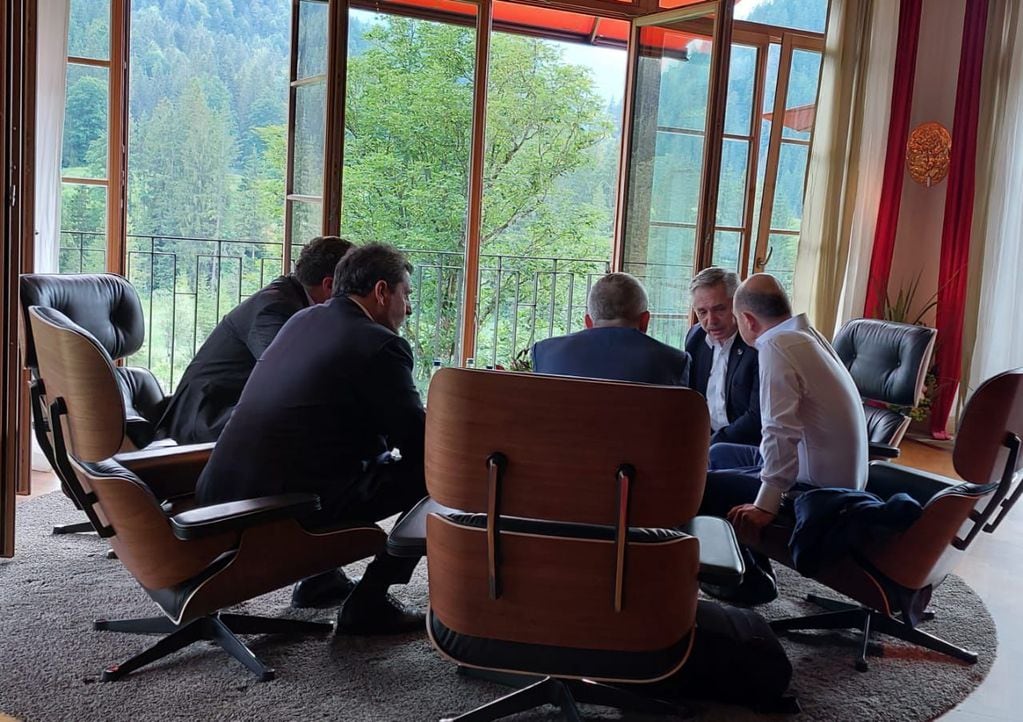 El presidente de la Cámara de Diputados, Sergio Massa, acompaña al presidente  Alberto Fernández en la Cumbre del G-7 en Alemania.