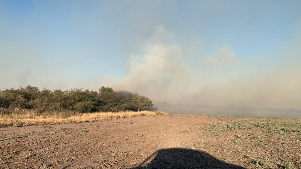 Un incendio se desató al norte de Totoral, provincia de Córdoba.