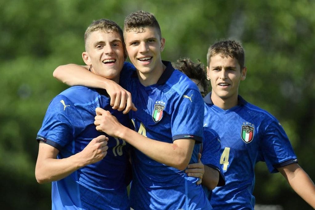 Valentín y Franco Carboni jugaron para las juveniles de Italia en 2021.