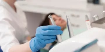 Cómo es el programa de atención odontológica gratuita de la UBA.