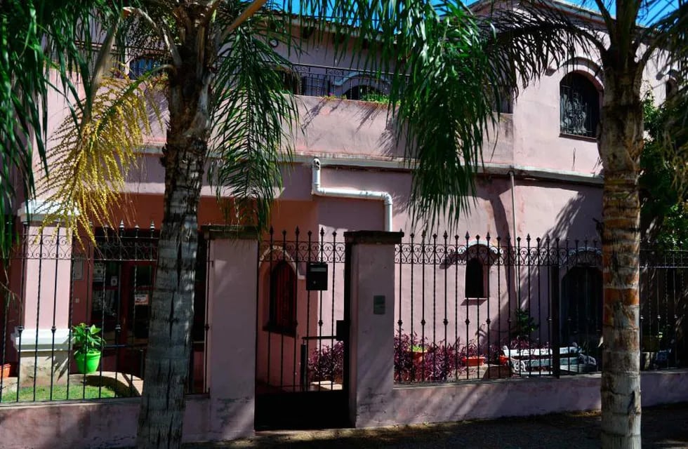Santa Lucía. El geriátrico de Saldán fue el primer contagio masivo en una institución cerrada en Córdoba. Investigan cómo se produjo.