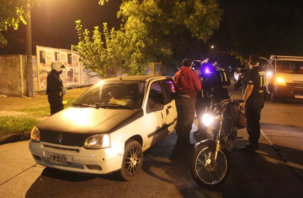Vehiculos secuestrados y conductores detenidos por burlar el aislamiento