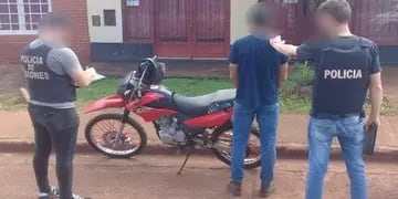 Conducía una motocicleta robada y fue detenido en Puerto Piray