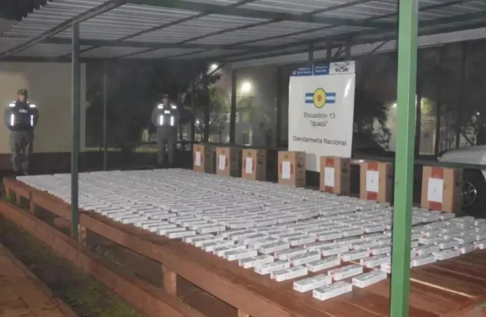 Puerto Iguazú: la aduana destruirá cigarrillos incautados.