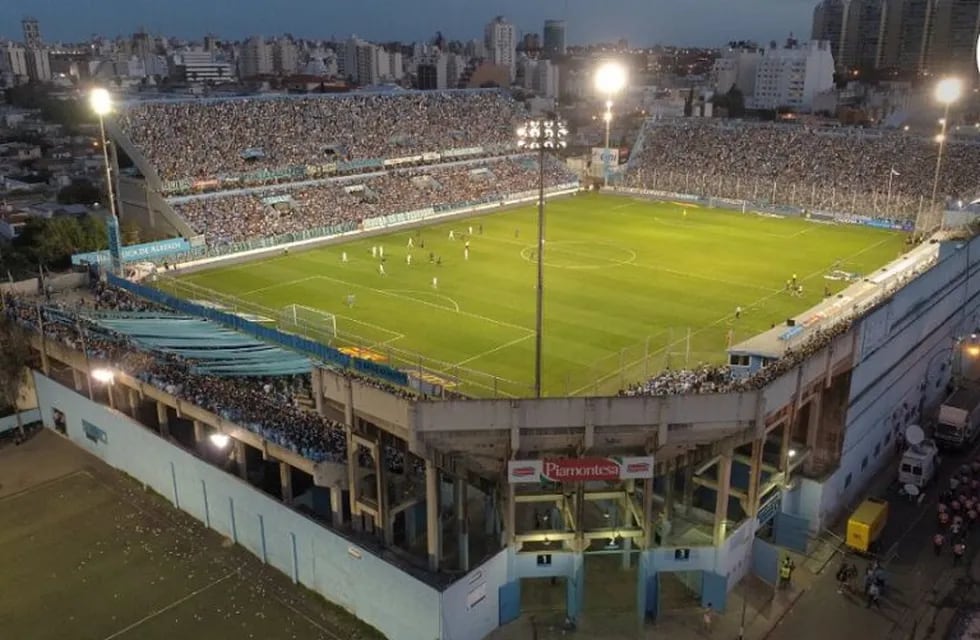 El Gigante de Alberdi vuelve a recibir a Belgrano en Primera. Este miércoles ante Huracán (La Voz archivo).