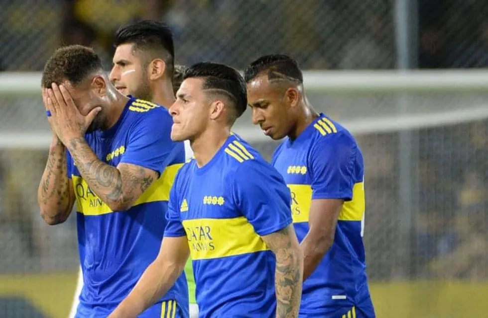 Villa, Cardona y Zambrano protagonizaron el nuevo escándalo en Boca.