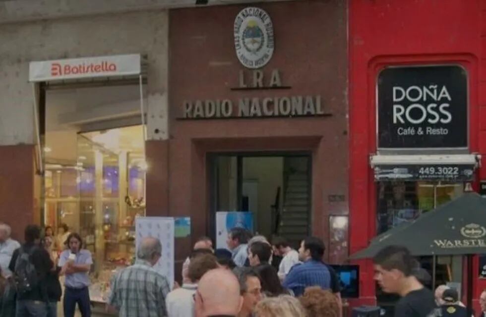 Protesta en Radio Nacional Rosario