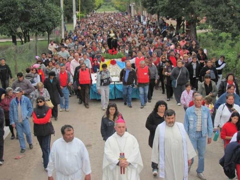 Peregrinación de Santa Rita en Puerto Tirol