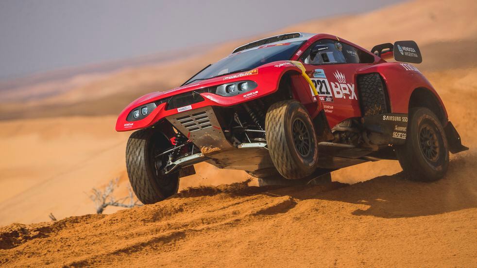 Orly Terranova fue 3° en la Etapa 10 del Dakar 2022 con su prototipo del Bahrain Rally Xtreme.