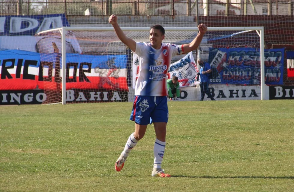 Agustín Trotta confirmó que no seguirá en Rosario Puerto Belgrano.