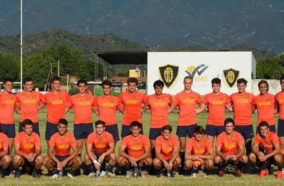 Selección Juvenil de la UAR que disputará los Juegos de la Juventud en Rosario.