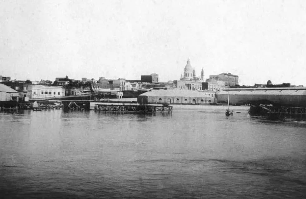 En el año 1895 así lucía la costa central. (Museo de la Ciudad de Rosario)