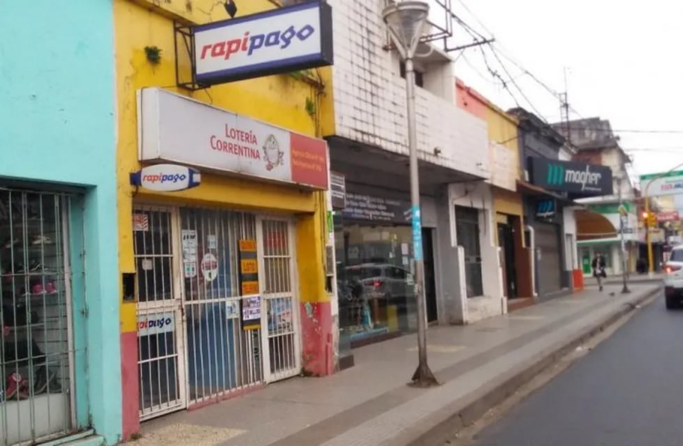 Millonario robo a quiniela y Rapipago en pleno centro correntino