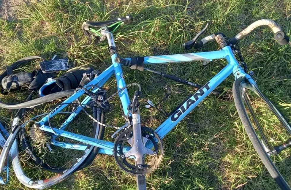 La bicicleta de Oscar Zagaglia, un conocido mecánico que murió atropellado.