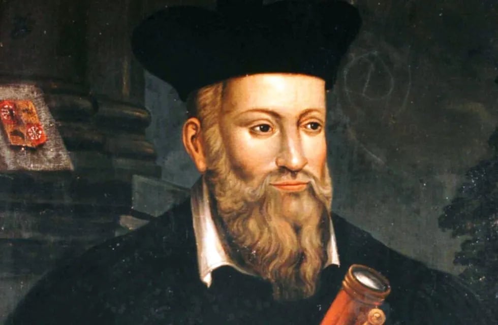 Michel de Nôtre-Dame es considerado uno de los profetas más importantes de la historia. Este hombre se hizo famoso cuando publicó su libro “Las profecías” en 1555.