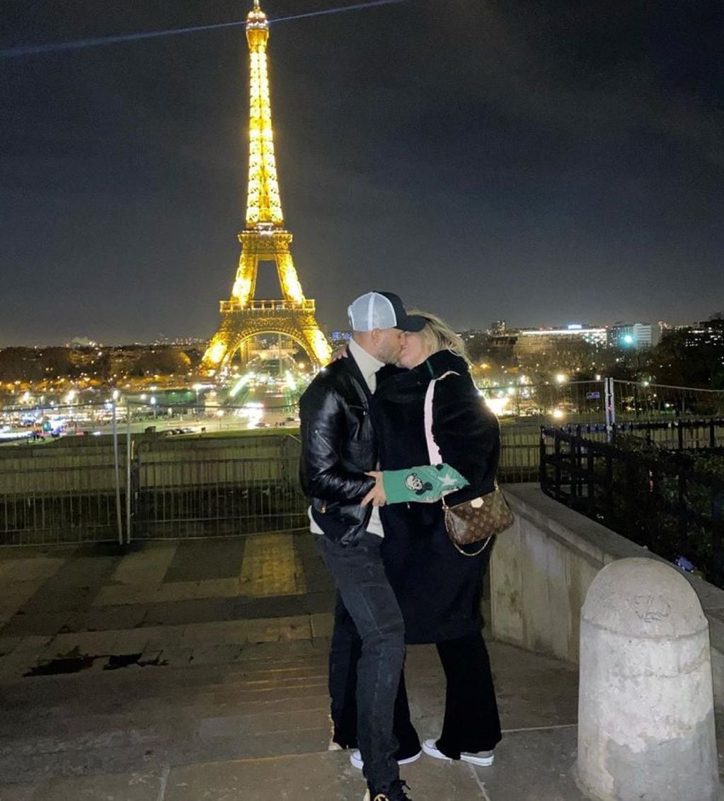 Wanda Nara y Mauro Icardi se mostraron muy enamorados en París, ¿habrán llamado a la cigüeña?   (Foto: Instagram/ @wanda_icardi)