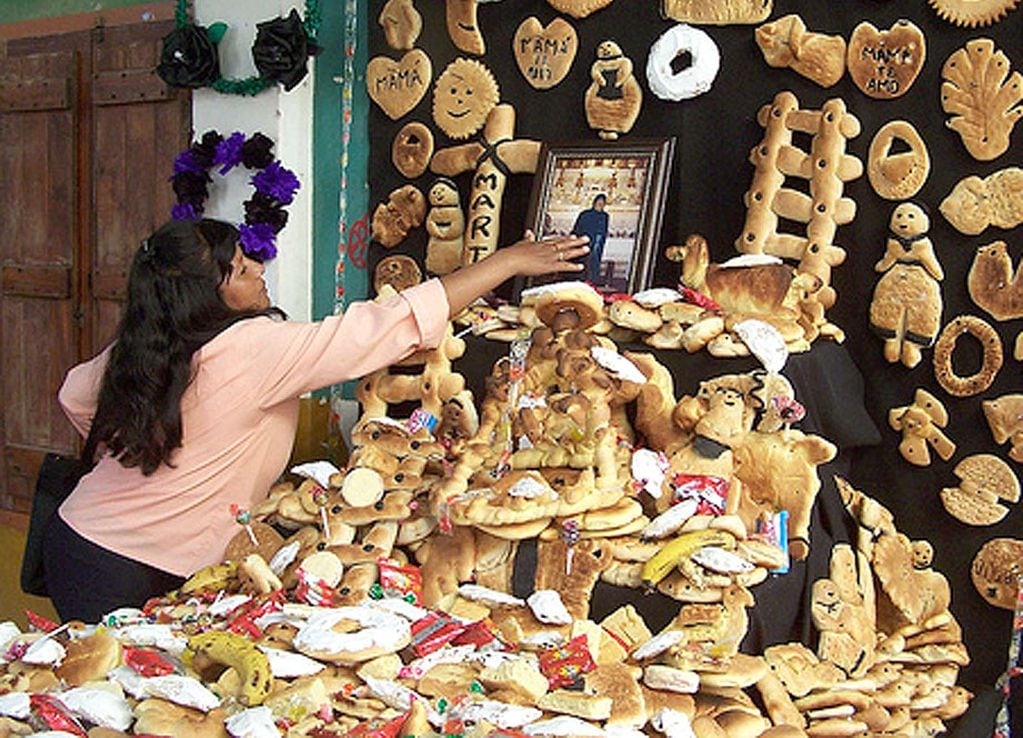 Las ofrendas de pan elaboradas para honrar a los difuntos, en Jujuy.