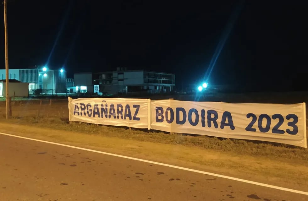 Comienzan a verse carteles para las elecciones en Rafaela