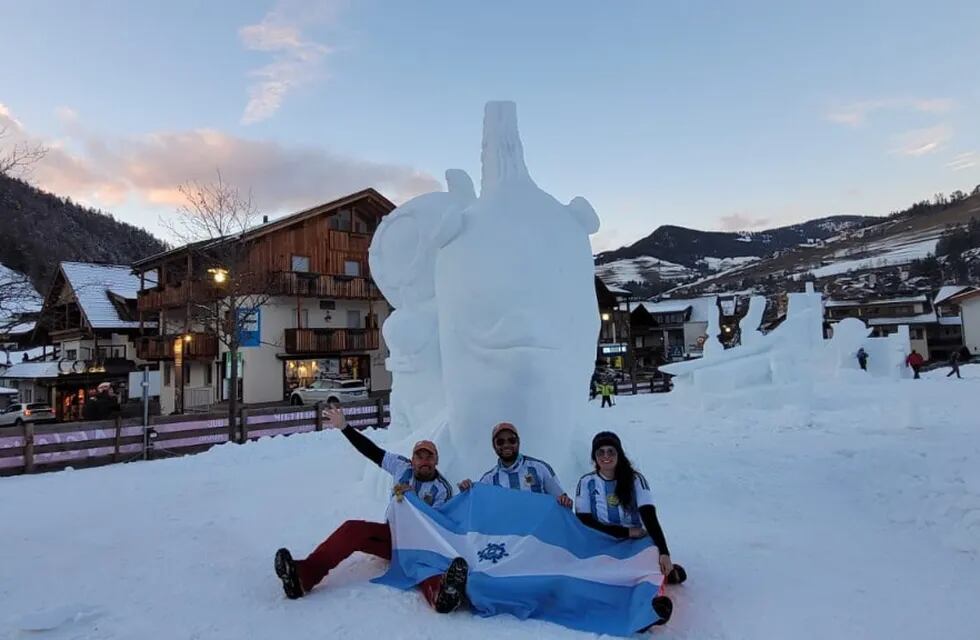 Fueguinos ganaron el segundo puesto en “Escultura en nieve” en Italia