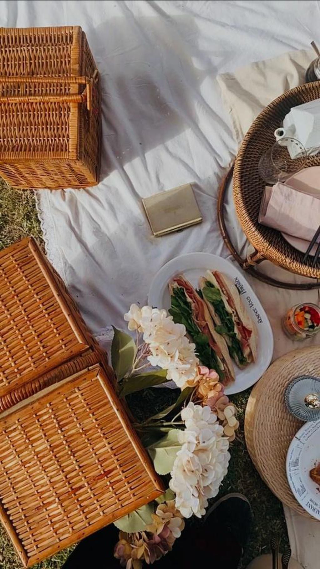 El picnic promete un viaje hacia París sin necesidad de pasajes.