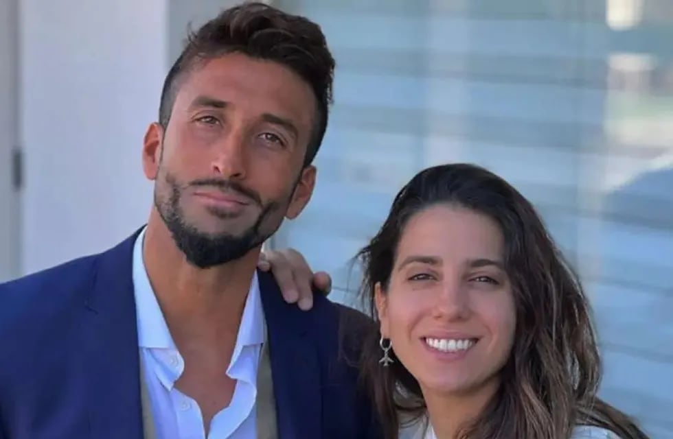 Roberto Castillo y Cinthia Fernández confirmaron su relación.