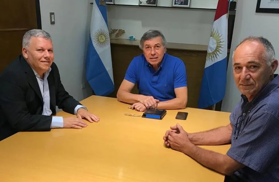 El intendente Gustavo Benedetti se runión con el Ministro Massei y con el Ministro Mosquera
