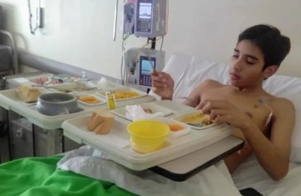 Rodrigo Azcurra tiene 14 años y padece leucemia.