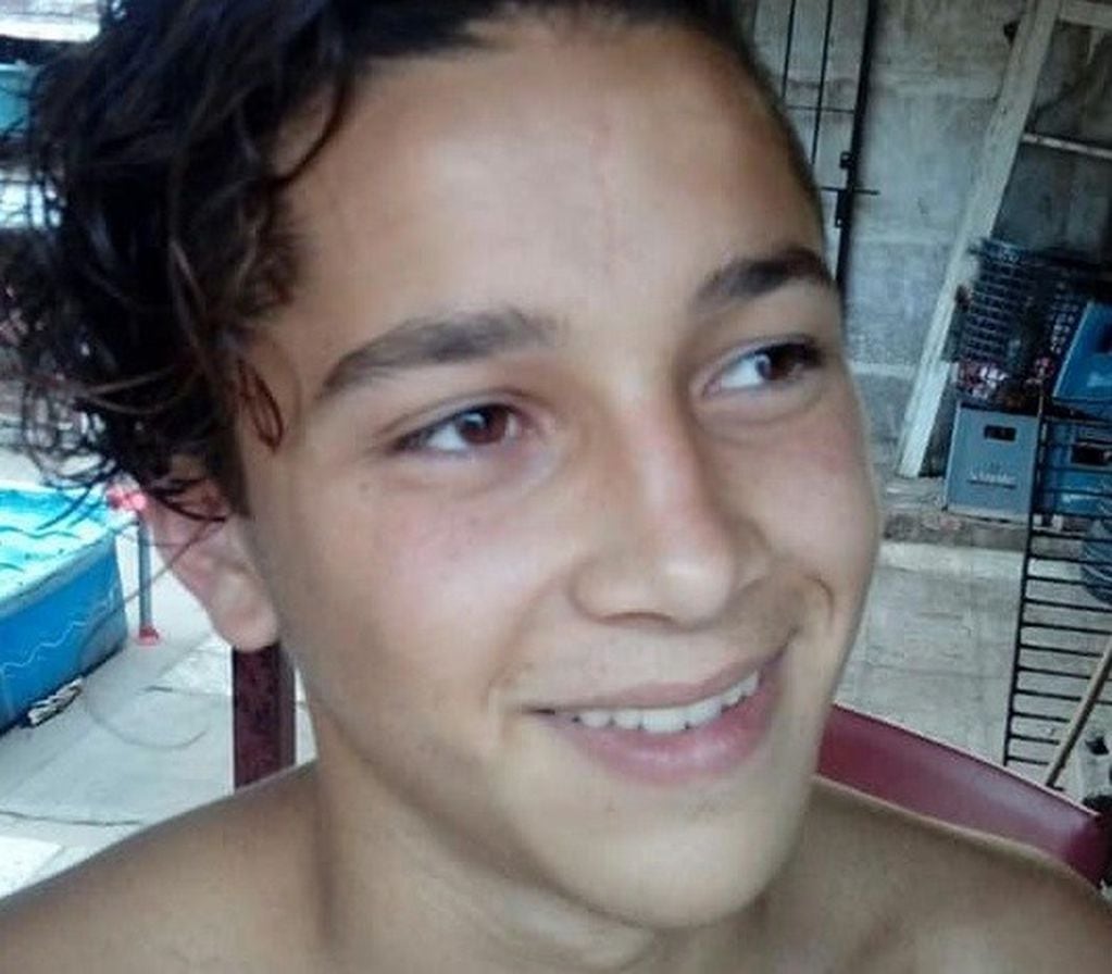 Mateo Cicerchia murió ahogado en la laguna Melincué cuando pescaba con su tío. (Facebook)