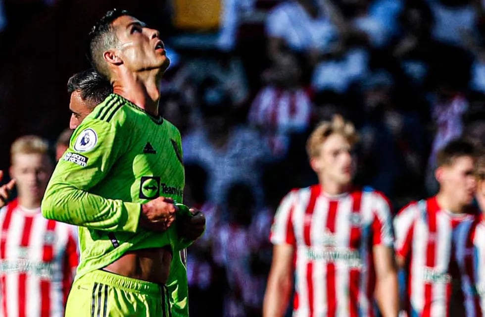 Cristiano Ronaldo en la dura caída 4-0 ante el Brentford.