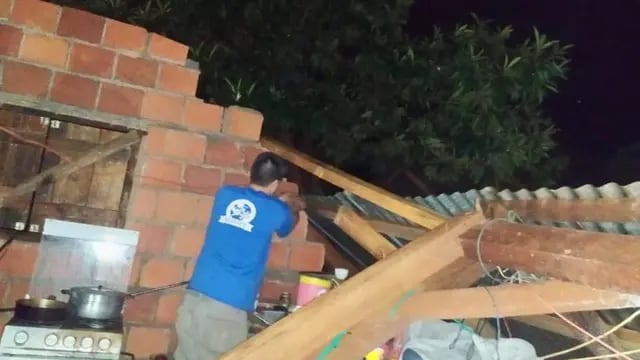 Eldorado: feroz temporal provocó destrozos en varias viviendas