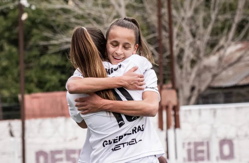 Paulina Gramaglia surgió en Talleres y con 18 años hace historia en el fútbol femenino (Camila Ramenzoni).