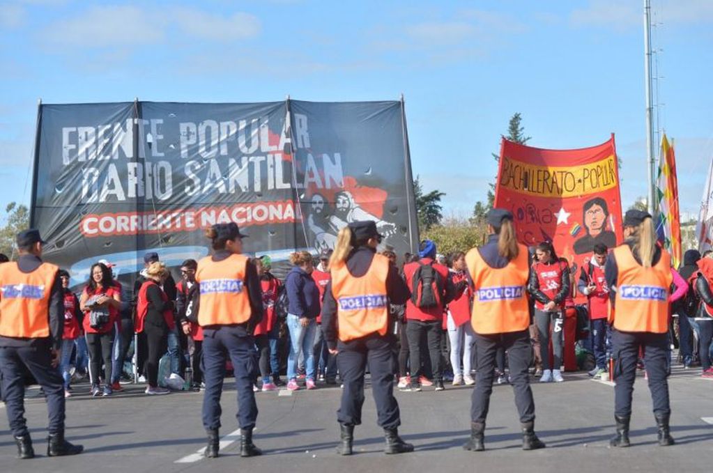 Protesta en Autopista La Plata. (Web)