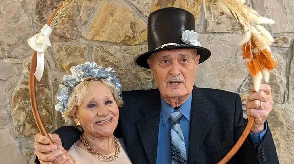 A sus 90 y 83 años, apostaron al amor y se casaron en Carlos Paz.
