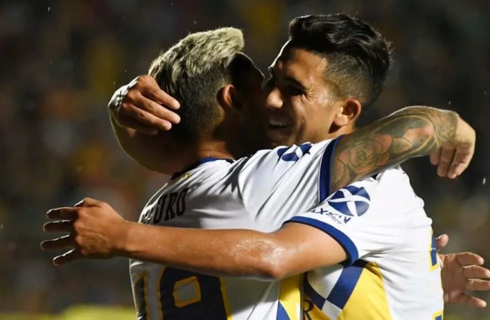 Boca le ganó a Athletico Paranaense con dos goles de Mauro Zárate (Foto: Olé)
