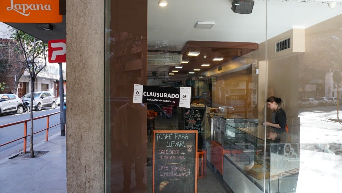 Clausuraron una reconocida panadería en barrio Nueva Córdoba.