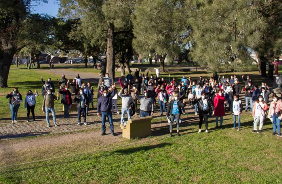 Posta de vacunación itinerante en el Barrio El Sol