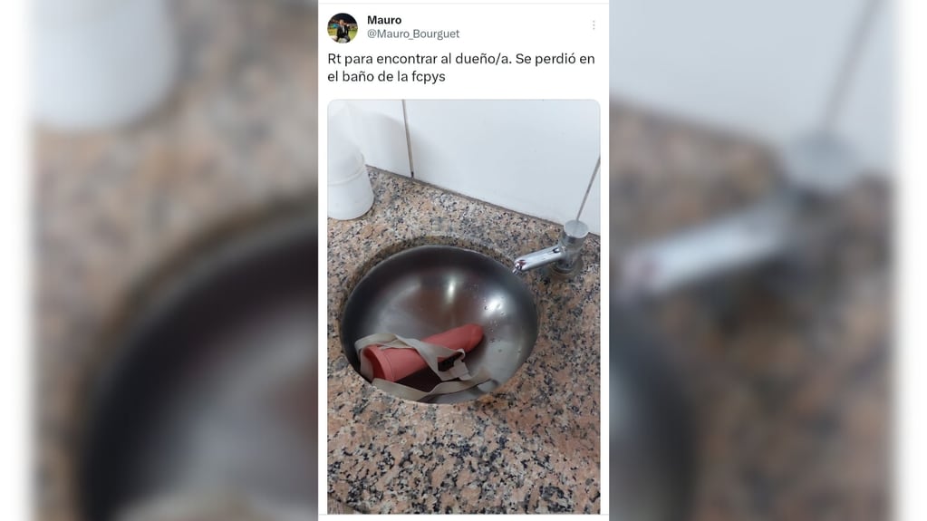 Un estudiante de la UNCuyo encontró un objeto sexual en el baño y se volvió viral