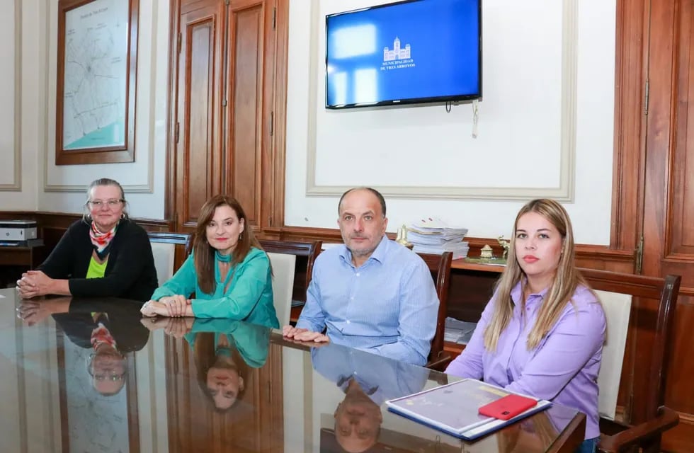 La Ministra de Mujeres y Diversidad de la provincia de Buenos Aires Estela Díaz, visitó Tres Arroyos.