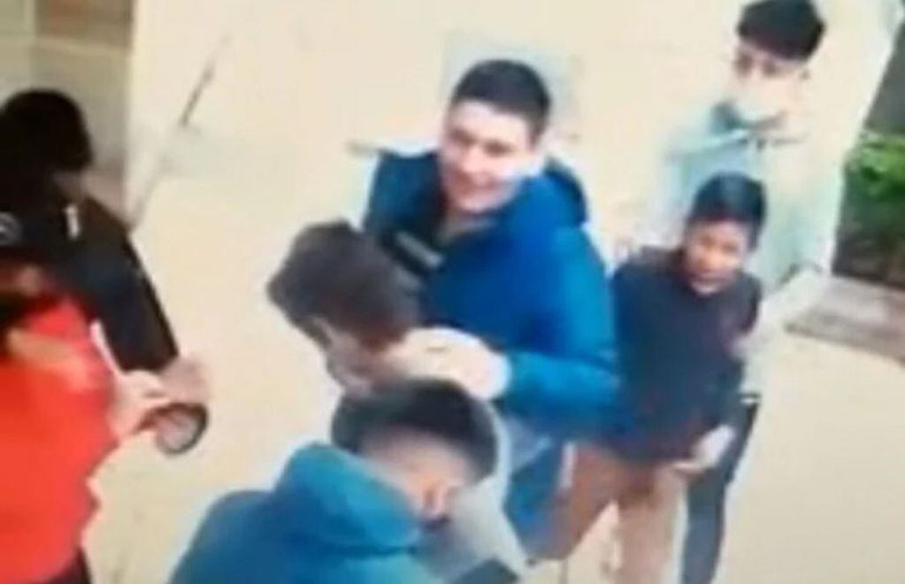 Dos adolescentes fueron víctimas de un robo piraña en Palermo a plena luz del día