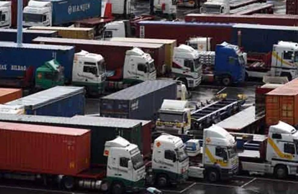Costos del transporte de cargas subieron 5,4% en abril.