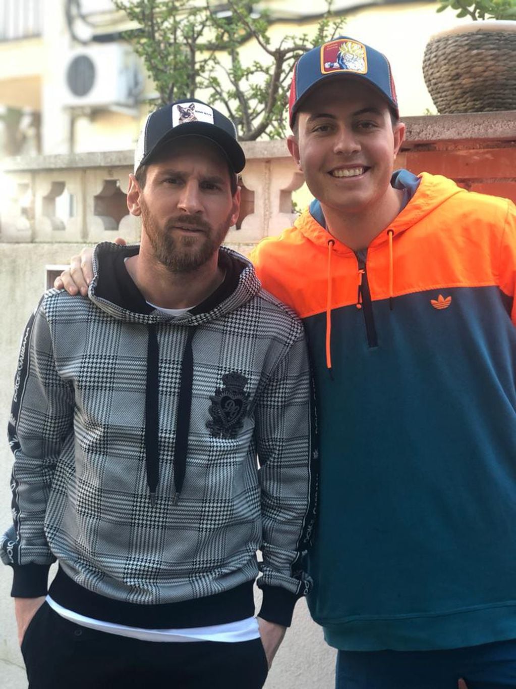 Santi y la foto con Lionel Messi.