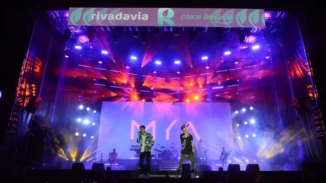 MYA en el escenario de Rivadavia Canta al País.